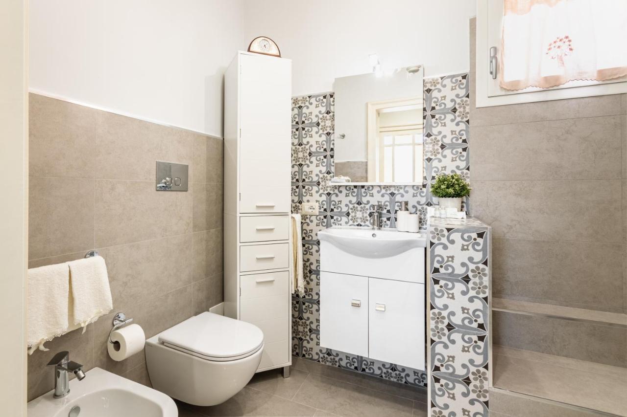 Liberty Suite Regina Elena Avola Luaran gambar