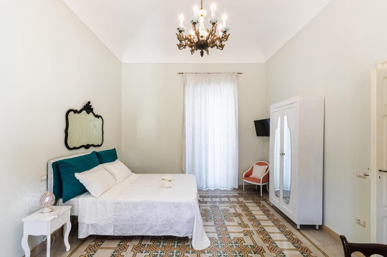Liberty Suite Regina Elena Avola Luaran gambar